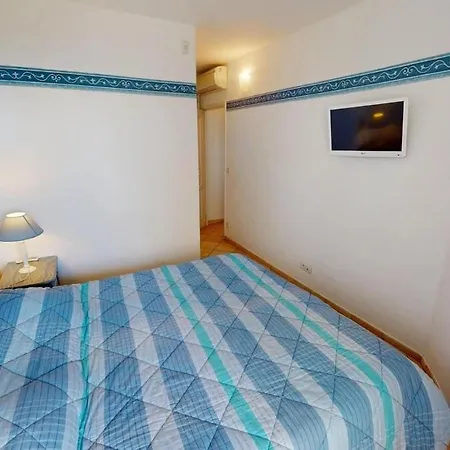 7vp - Beau Et Grand 2p Plein Centre Face Avec Parking Appartement Menton